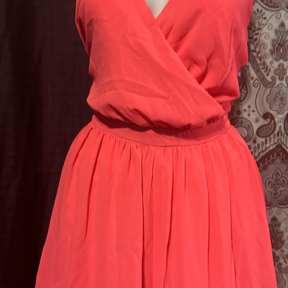 Skirts dresses rompers - Picture 8 of 9